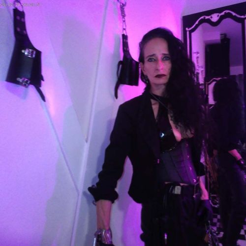 Galeriebild 4 von Domina Lady Isabella