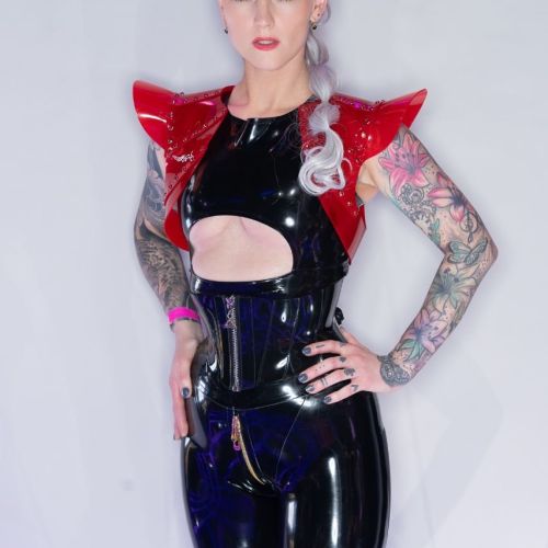 Galeriebild 3 von Natascha Nox
