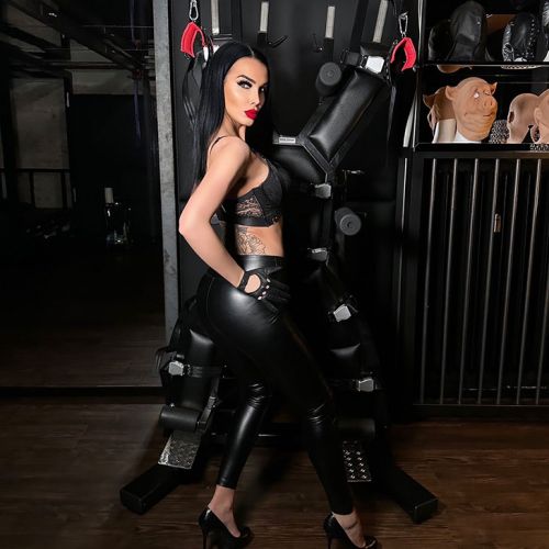 Galeriebild 14 von Goddess Kara